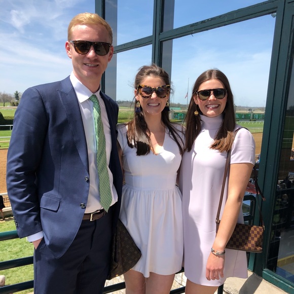 Meet your Posher, Awbrey - Picture 7 of 16